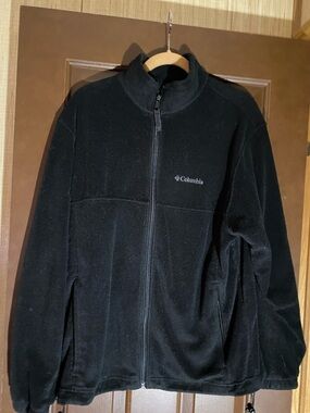 Columbia Black Full-Zip Fleece Jacket